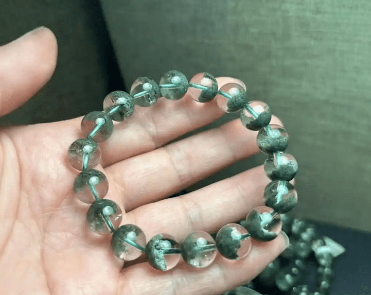綠水晶要戴哪一隻手 綠水晶要戴哪一隻手